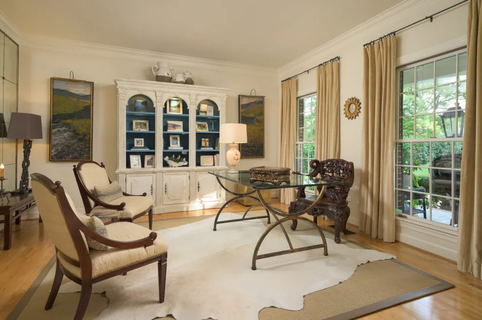 Elegant Research by Mary Norris Interiors - Photo 2