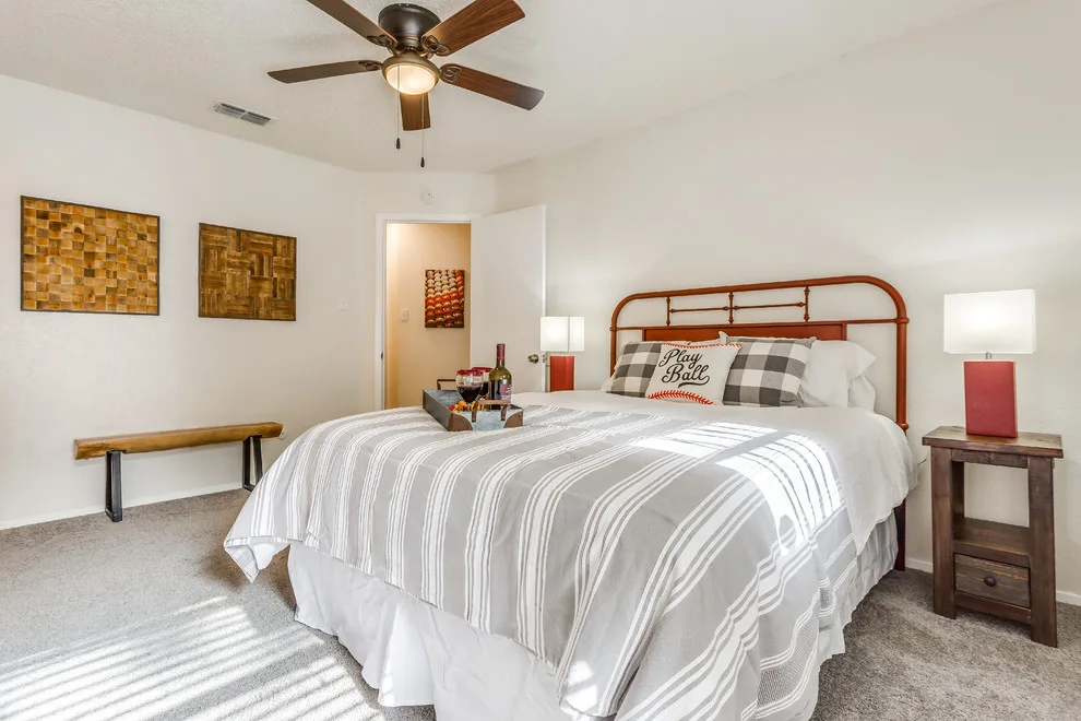 STR 412 Reimagined by Mission Accomplished Interior Design & Staging - Photo 7