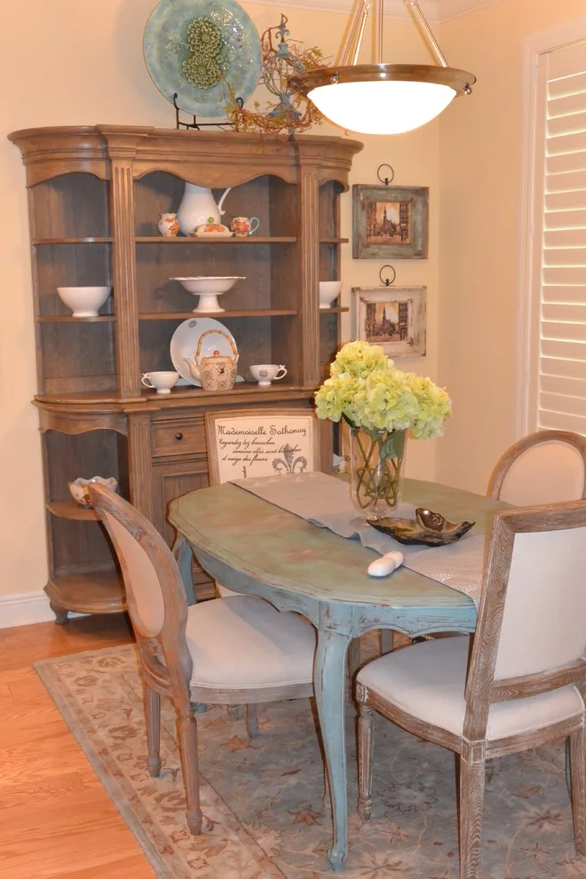 Chic Abode by Jo Waite Interiors & Construction - Photo 5