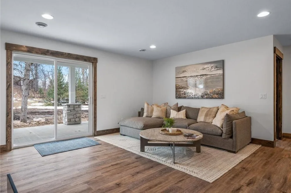 Chic Transitional at Sylvan Lake by Katie Kottke Interiors - Photo 20