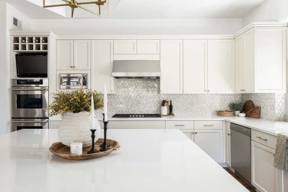 Sunny Oaks by Kari Campbell Interiors - Photo 39