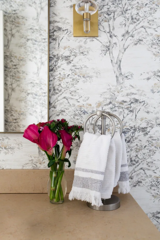 Sunny Oaks by Kari Campbell Interiors - Photo 21