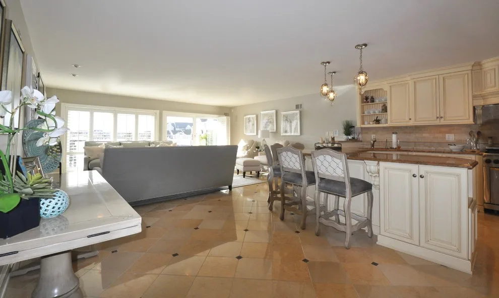 Seasons by the Sea by Evenflow Interiors - Photo 12
