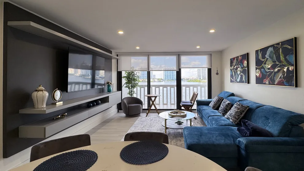 Sunny Isles, FL - Complete Renovation by Luxe Home Designs - Photo 4