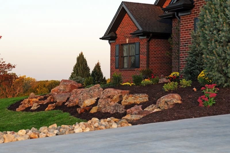 Ray's Lawn & Home Care - Photo 9