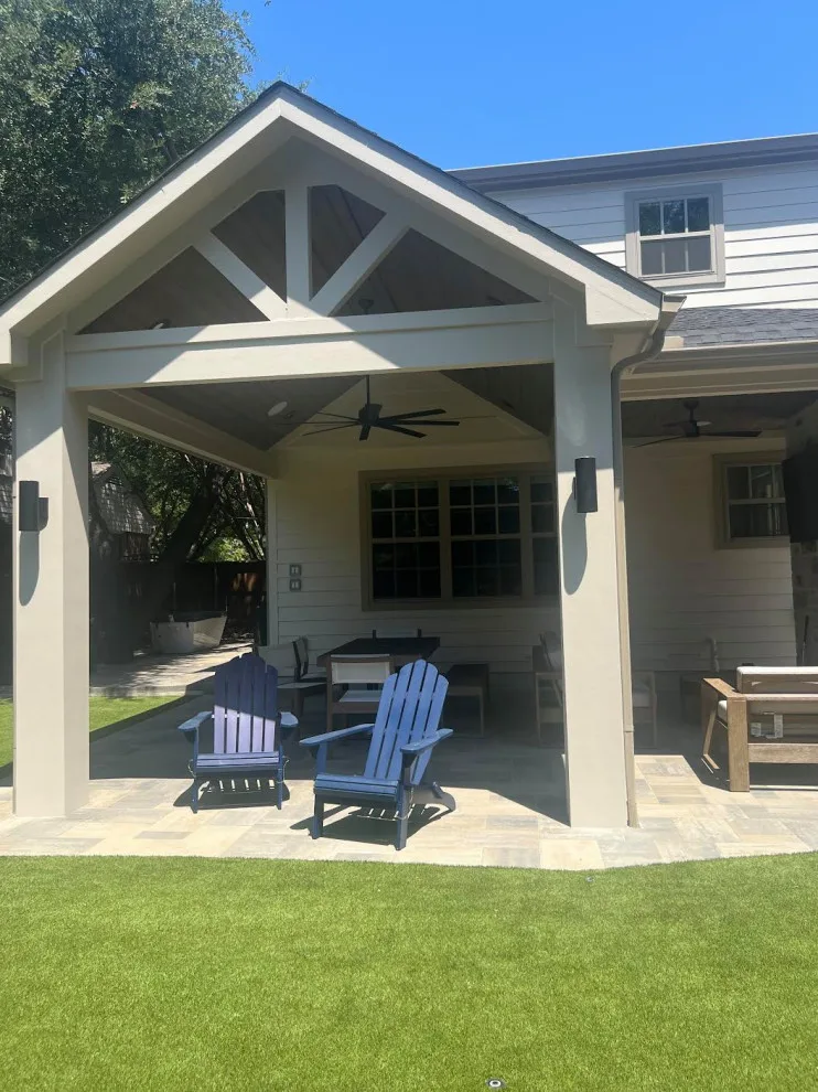Texas Personalized Patios by Kathleen Newhouse Interiors - Photo 2