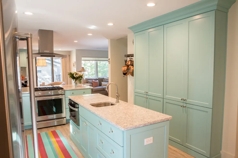 Aqua Shore Cottage by Welcome Home Design Group - Photo 3