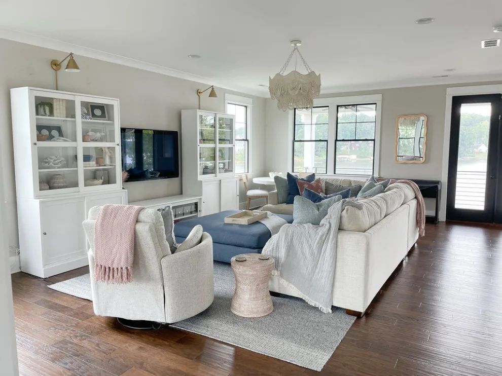 Youth Bonus Loft Space by Melissa Rieser Interiors - Photo 7