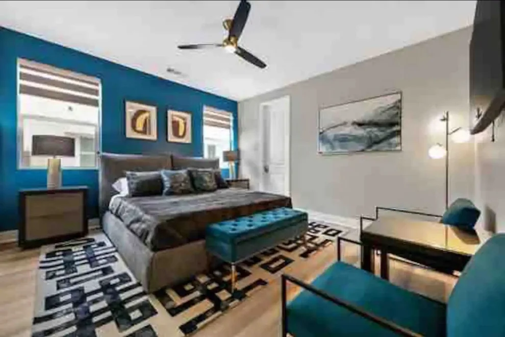 Lago Terra AirBNB by Deisi Vazquez Interiors - Photo 2