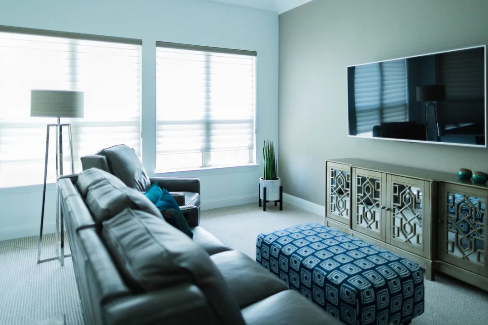 Texas Residence by Just The Thing Decorating, Staging, And Windows - Photo 4