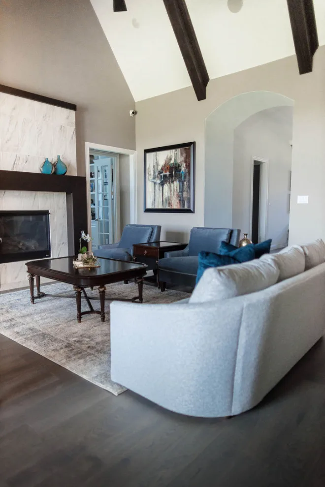 Texas Residence by Just The Thing Decorating, Staging, And Windows - Photo 8