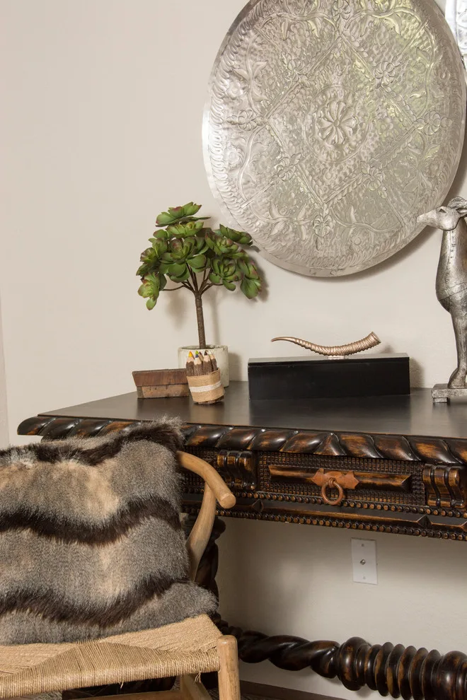 Texas Ranch-Themed Airbnb Home by Ruthie Staalsen Interiors - Photo 45