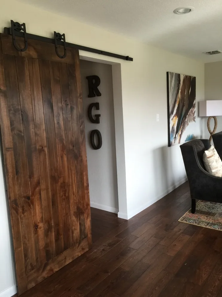 Texas Ranch-Themed Airbnb Home by Ruthie Staalsen Interiors - Photo 36