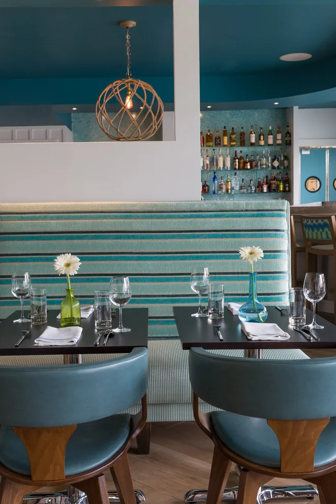 The Narragansett Break Hotel, Rhode Island by Digs Design Company - Photo 10