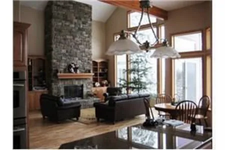The Lakeside Home by Making Spaces Work - Photo 26
