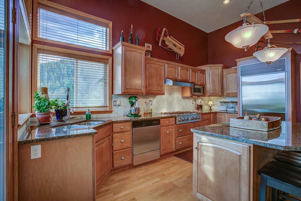 The Lakeside Home by Making Spaces Work - Photo 22