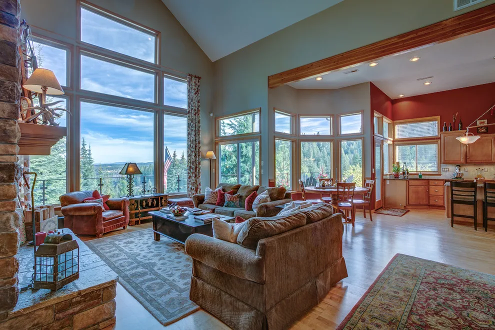 The Lakeside Home by Making Spaces Work - Photo 3