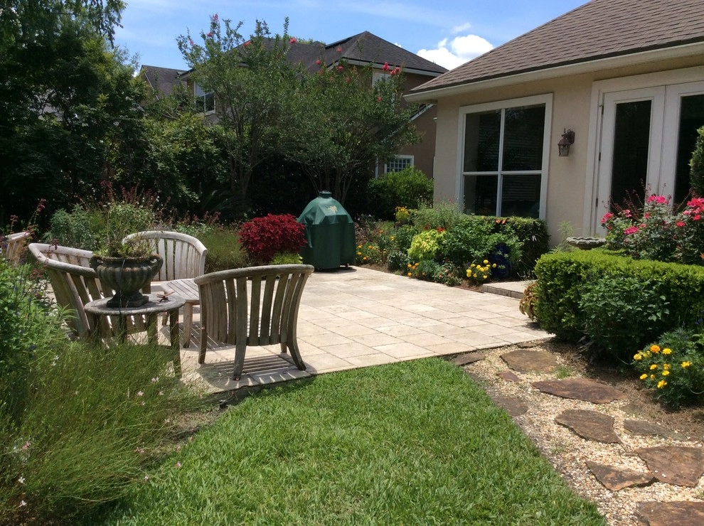 Backyard Garden by Reep Lawncare & Landscaping - Photo 5