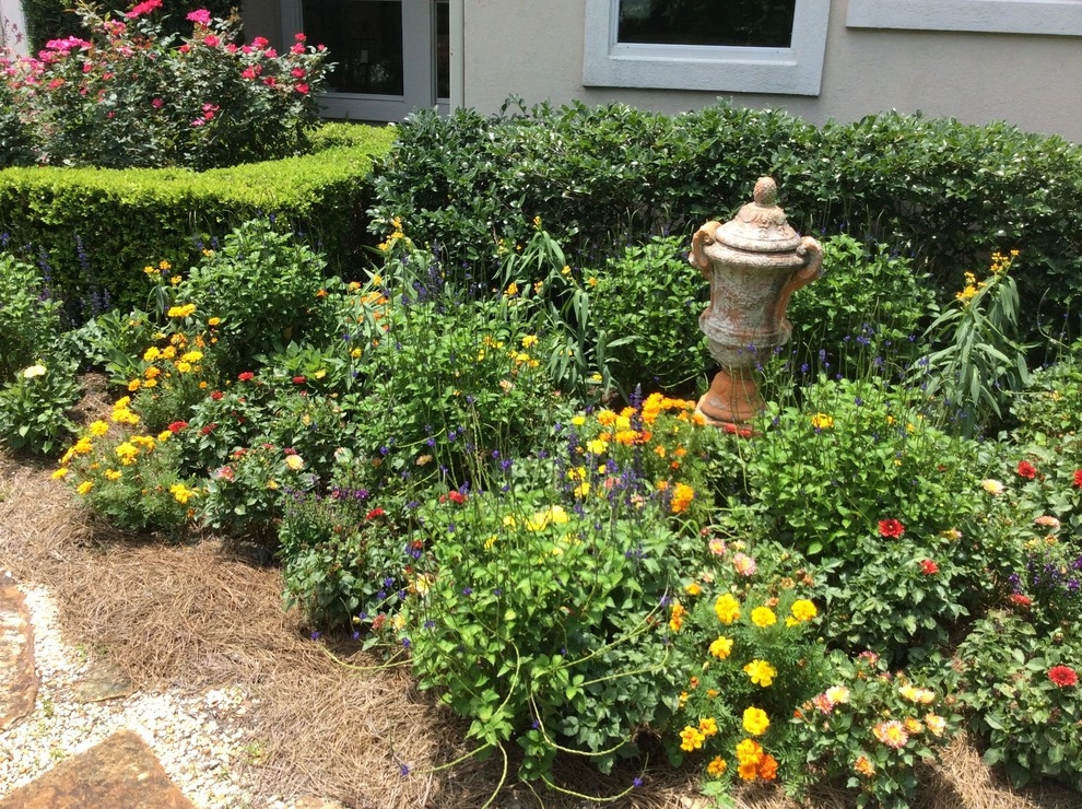 Backyard Garden by Reep Lawncare & Landscaping - Photo 8