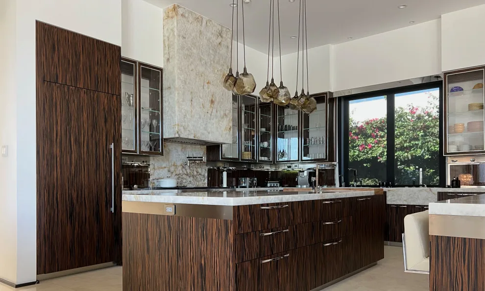 The Classic Contemporary by Indian Wells & Beverly Hills Luxury Interiors - Photo 14