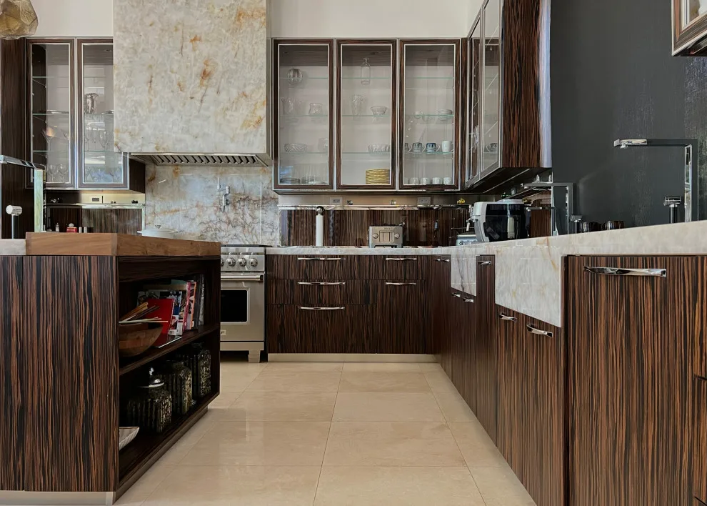 The Classic Contemporary by Indian Wells & Beverly Hills Luxury Interiors - Photo 29