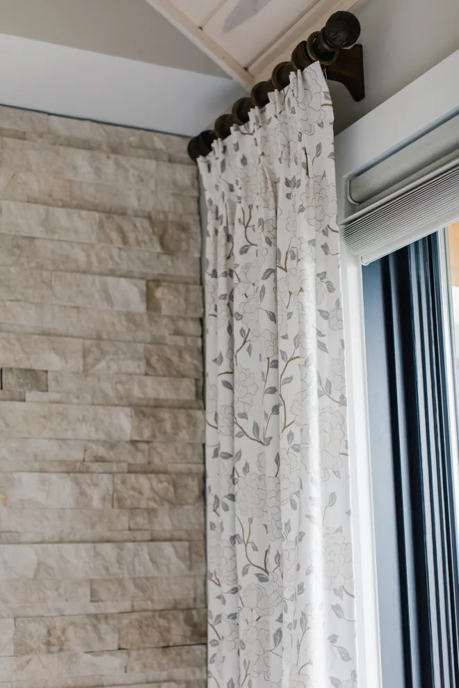 Lakeside Timber Frame Home by Tanya Rynicke Interiors, LLC - Photo 21