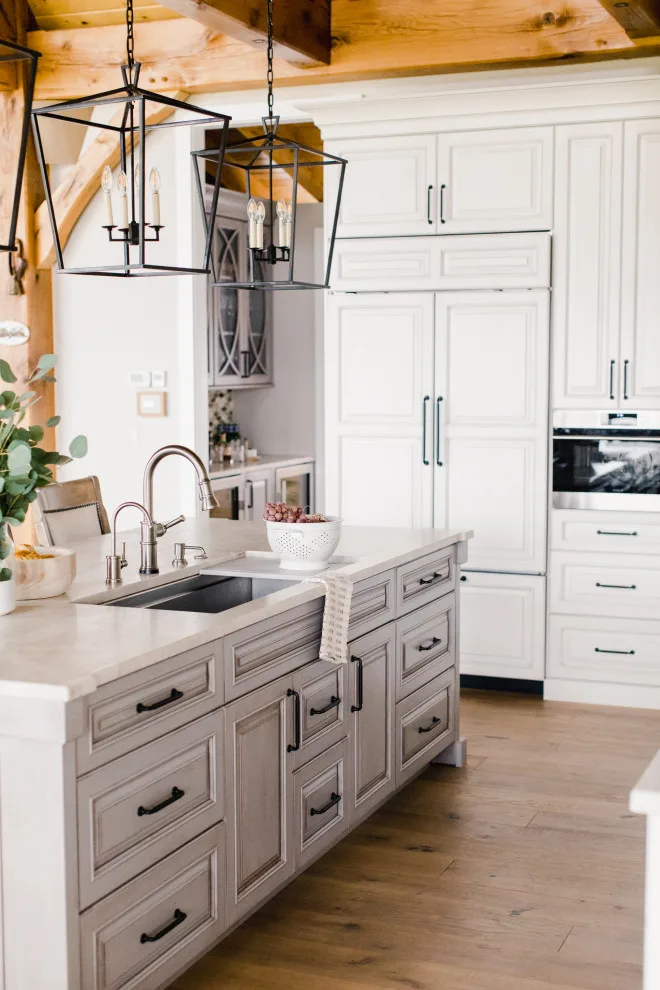 Lakeside Timber Frame Home by Tanya Rynicke Interiors, LLC - Photo 11