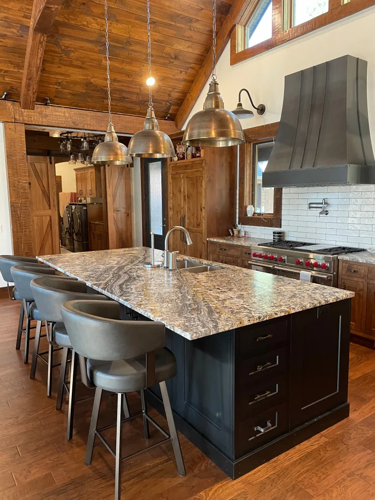 Clamshell Lake Timber Frame by Katie Kottke Interiors - Photo 22