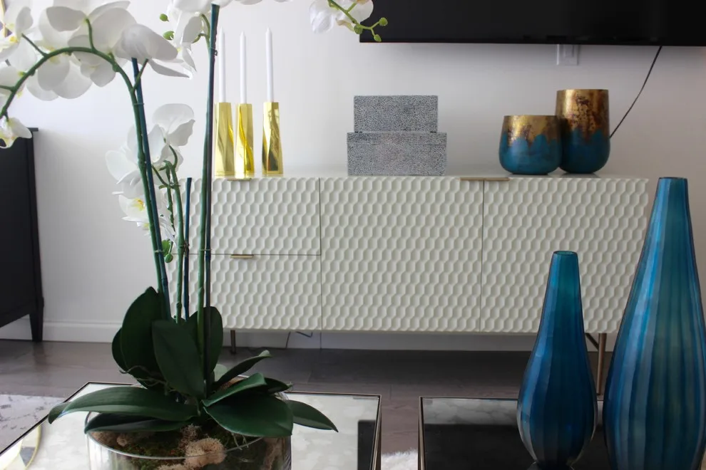 Carmen Caceres Ethan Allen NYC - Photo 4