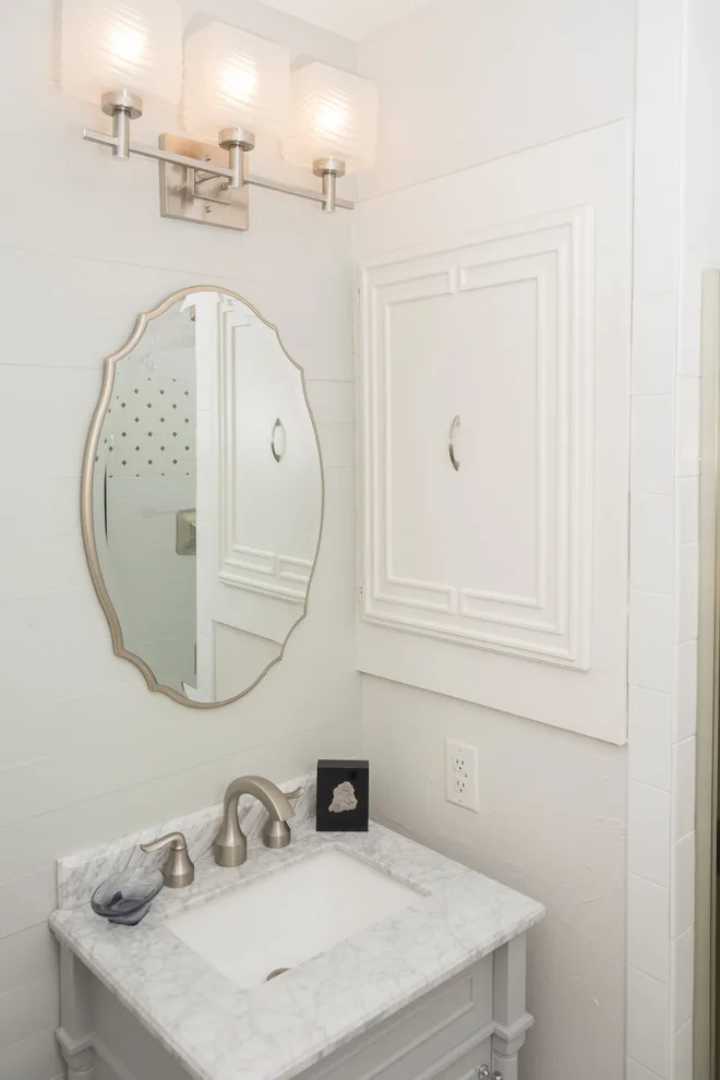 Compact Culinary and Lavatory Spaces by Ruthie Staalsen Interiors - Photo 3