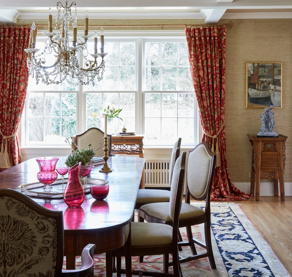 Classic Dining Room in Lake Forest by Tina Dann-Fenwick Interiors - Photo 4