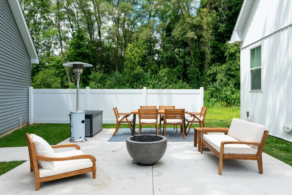 Bungalow with Notre Dame Inspired Features by Flourish Interiors By Vanessa C Smith - Photo 9