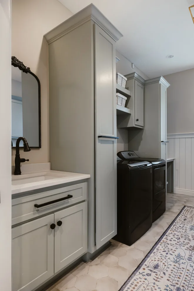 Cottage in Transition by Lindsay Lattner Interiors - Photo 8