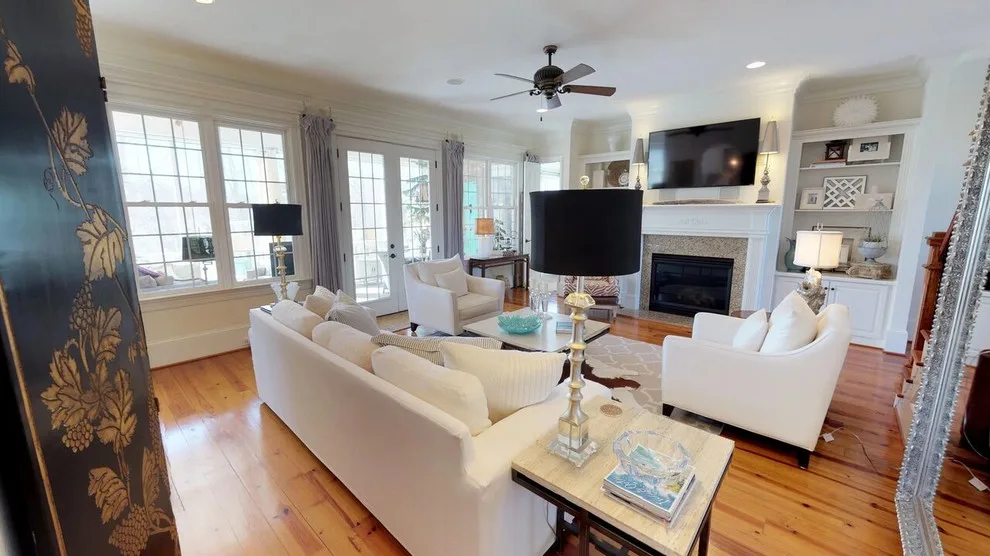 Eclectic Transitional Home Design by Kk&co - Photo 33