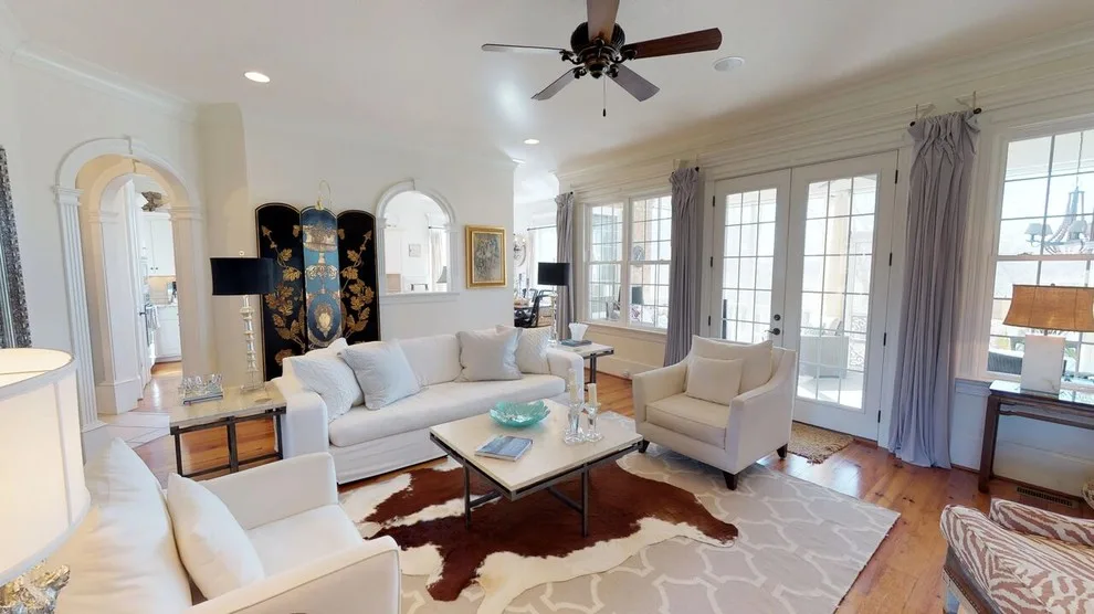 Eclectic Transitional Home Design by Kk&co - Photo 21