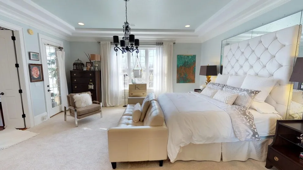 Eclectic Transitional Home Design by Kk&co - Photo 2