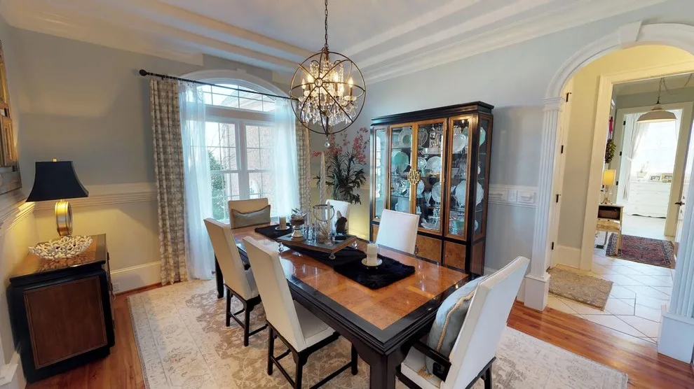 Eclectic Transitional Home Design by Kk&co - Photo 22