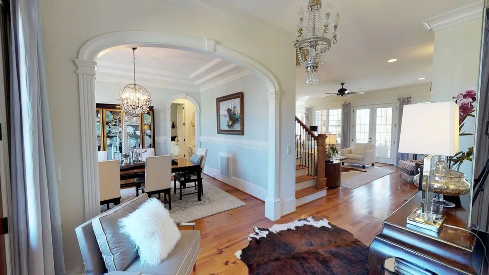 Eclectic Transitional Home Design by Kk&co - Photo 16