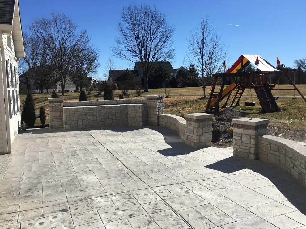 Outdoor living by Rex Rieger Landscaping - Photo 4