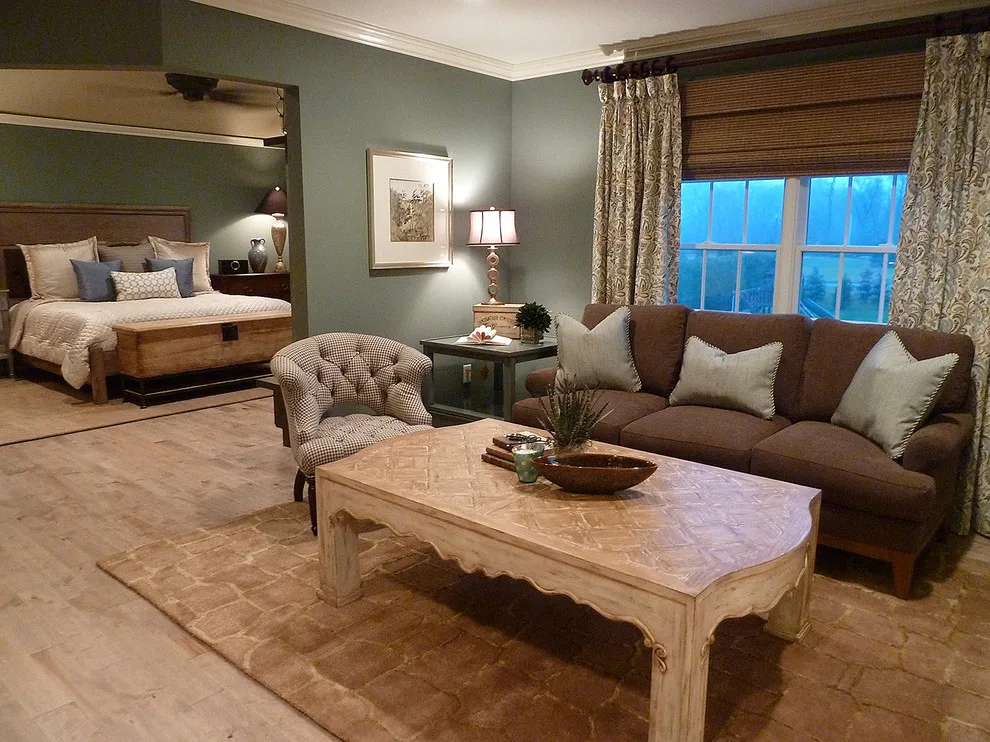 Transitional Home in Manalapan by Evenflow Interiors - Photo 9
