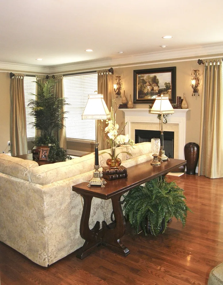 Transitional Home in Manalapan by Evenflow Interiors - Photo 4