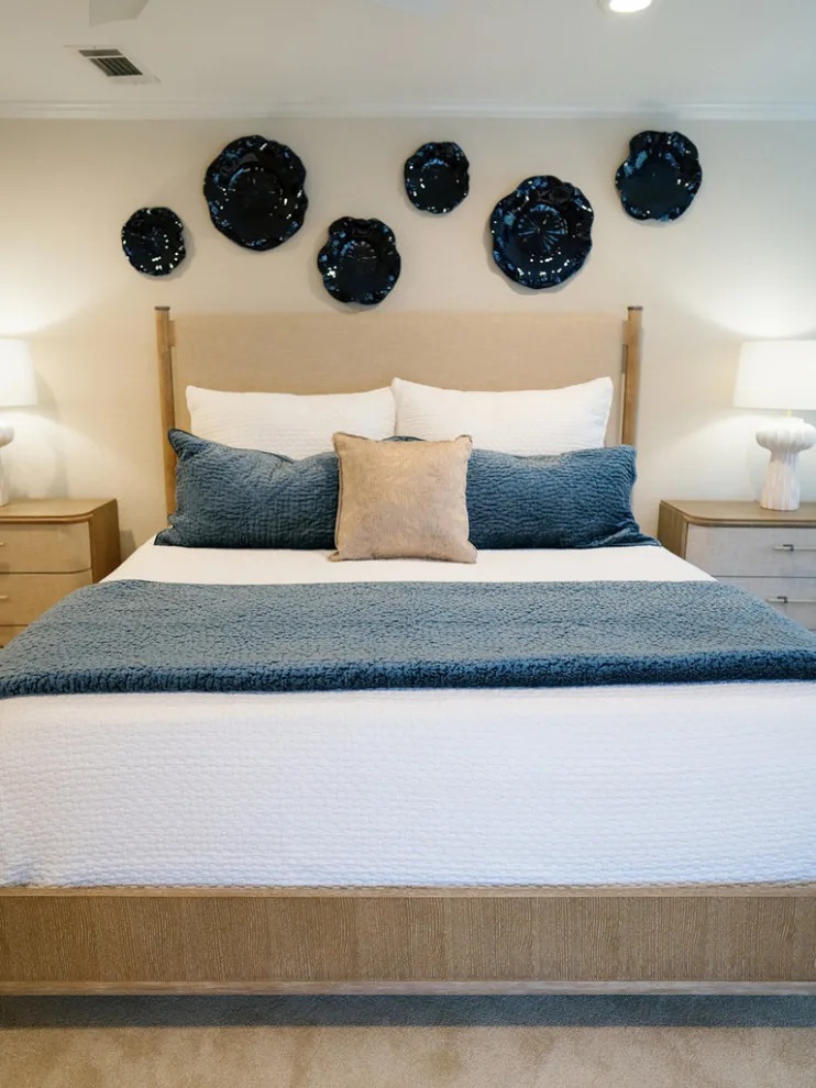Master Bedroom Makeover by Just The Thing Decorating, Staging, And Windows - Photo 6