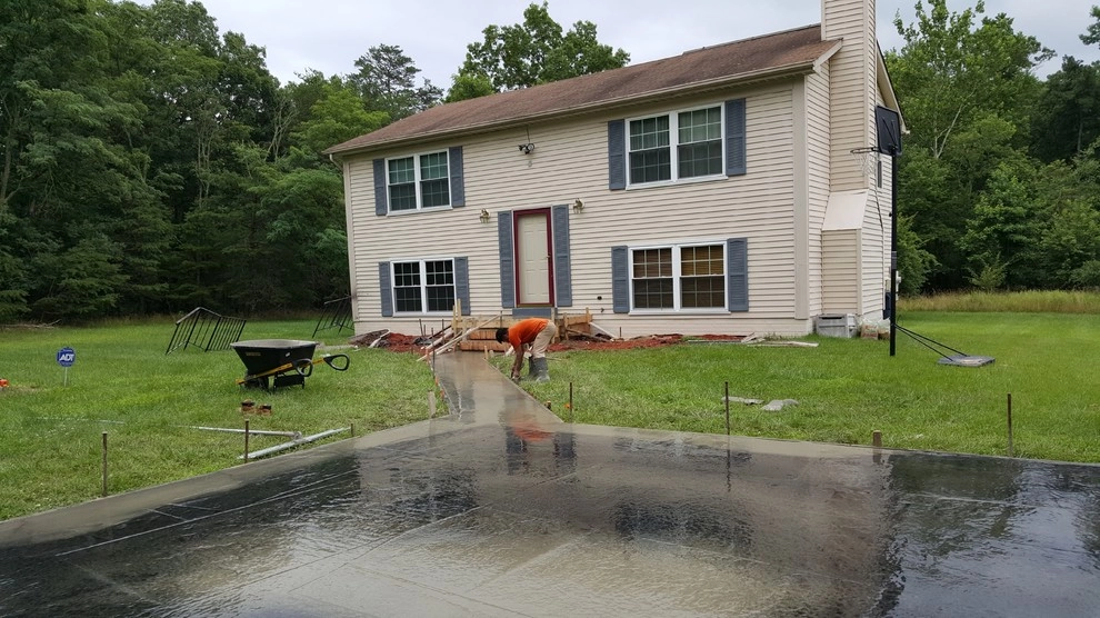 Driveway by RH Hilarios Landscaping LLC - Photo 4
