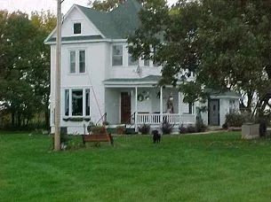 1729 Pammel Park Drive, Winterset by VanWeelden Co. - Photo 4