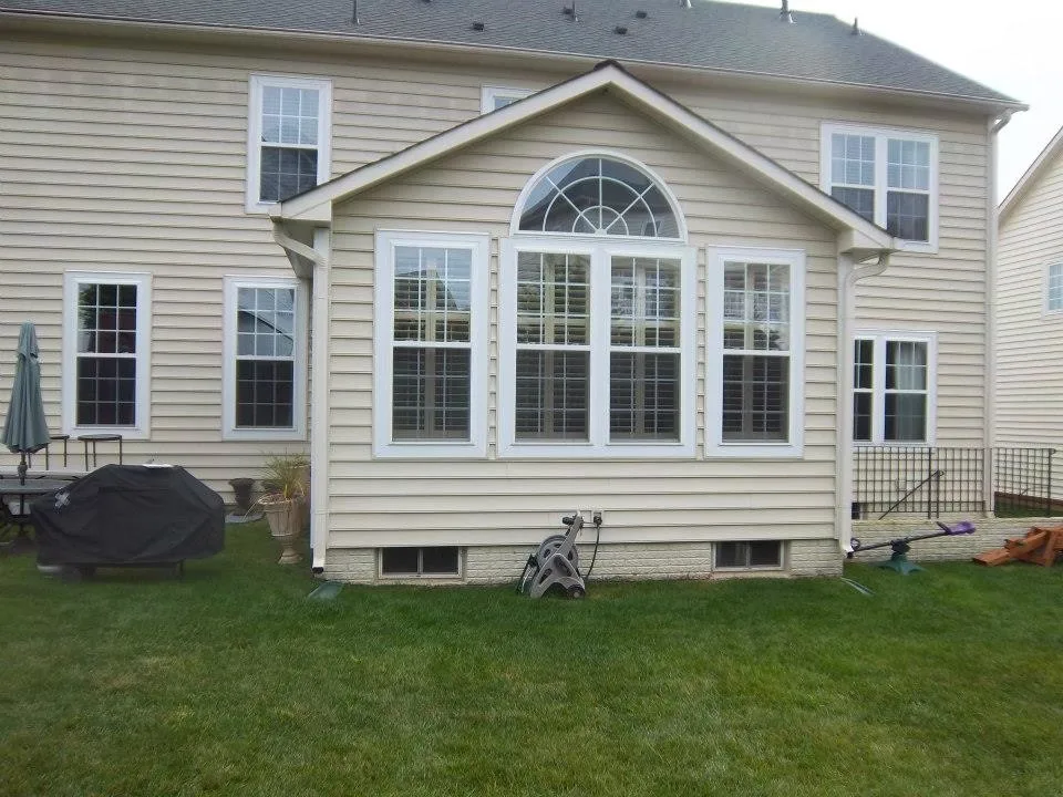 Belgrave Outdoor Space, Canopy & Barriers by Metro Landscape & Construction, Inc - Photo 3