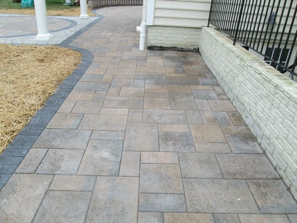 Belgrave Outdoor Space, Canopy & Barriers by Metro Landscape & Construction, Inc - Photo 4