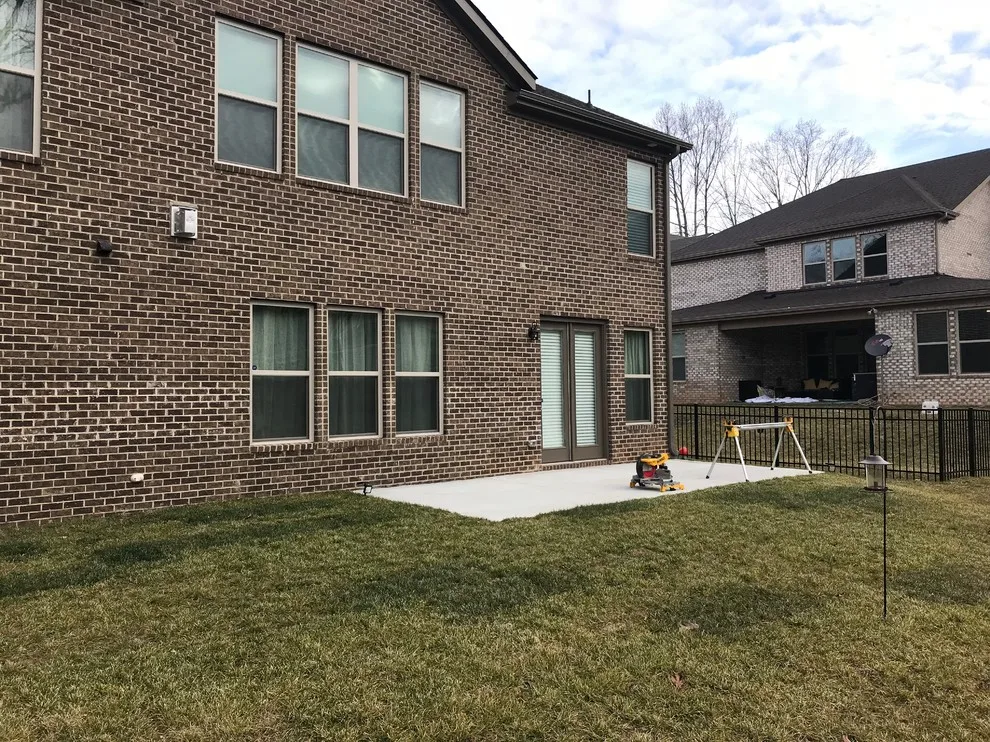 CLT Veranda by Screen Squad, Inc. - Photo 3