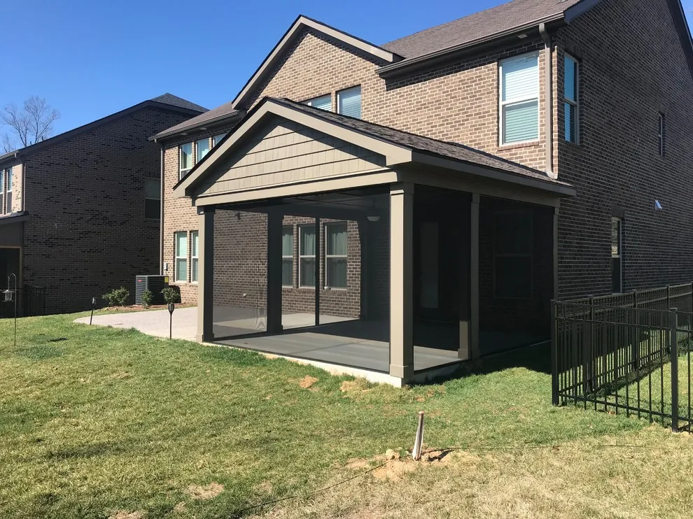 CLT Veranda by Screen Squad, Inc. - Photo 6