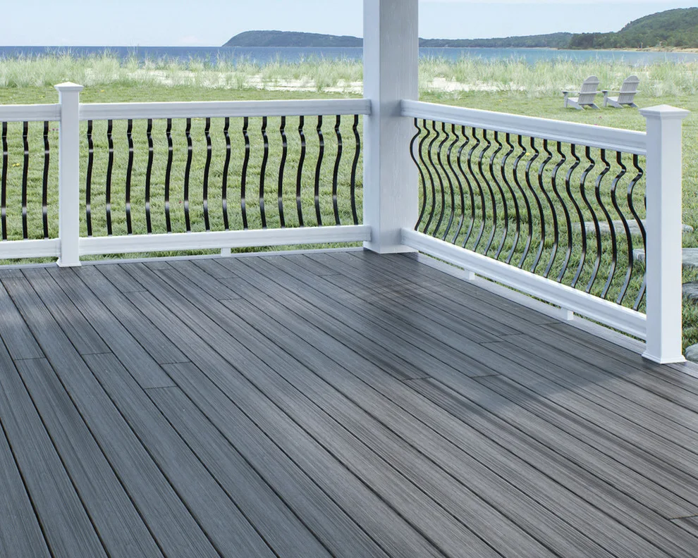 Deck Expressions - Photo 7