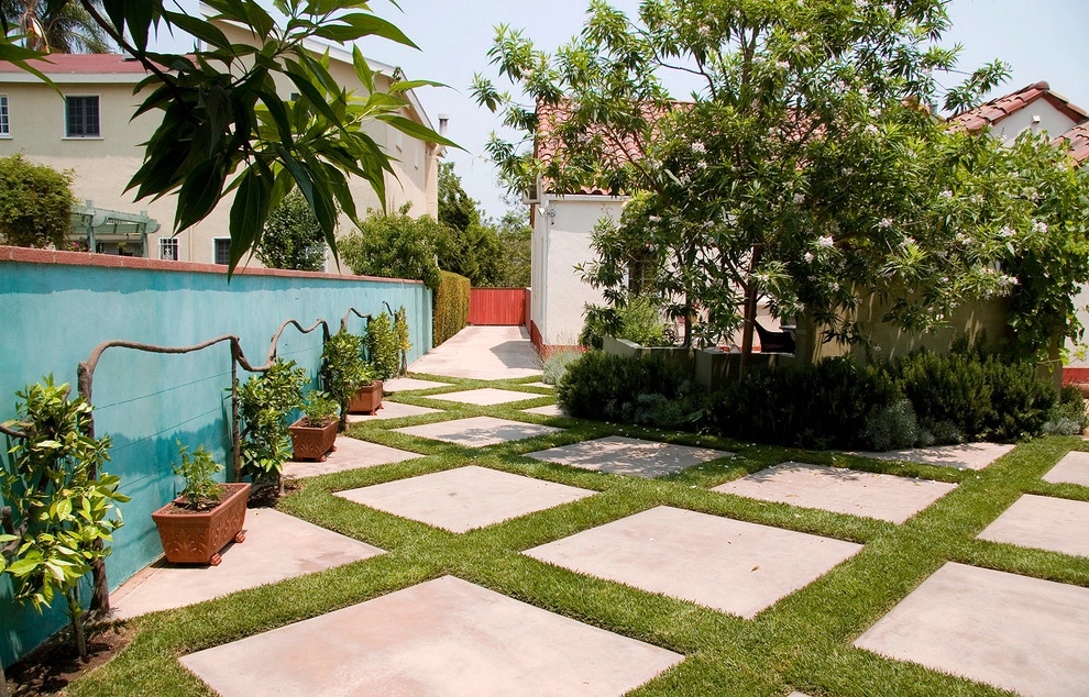 Rodriguez & Satterthwaite Design Build Landscape - Photo 12